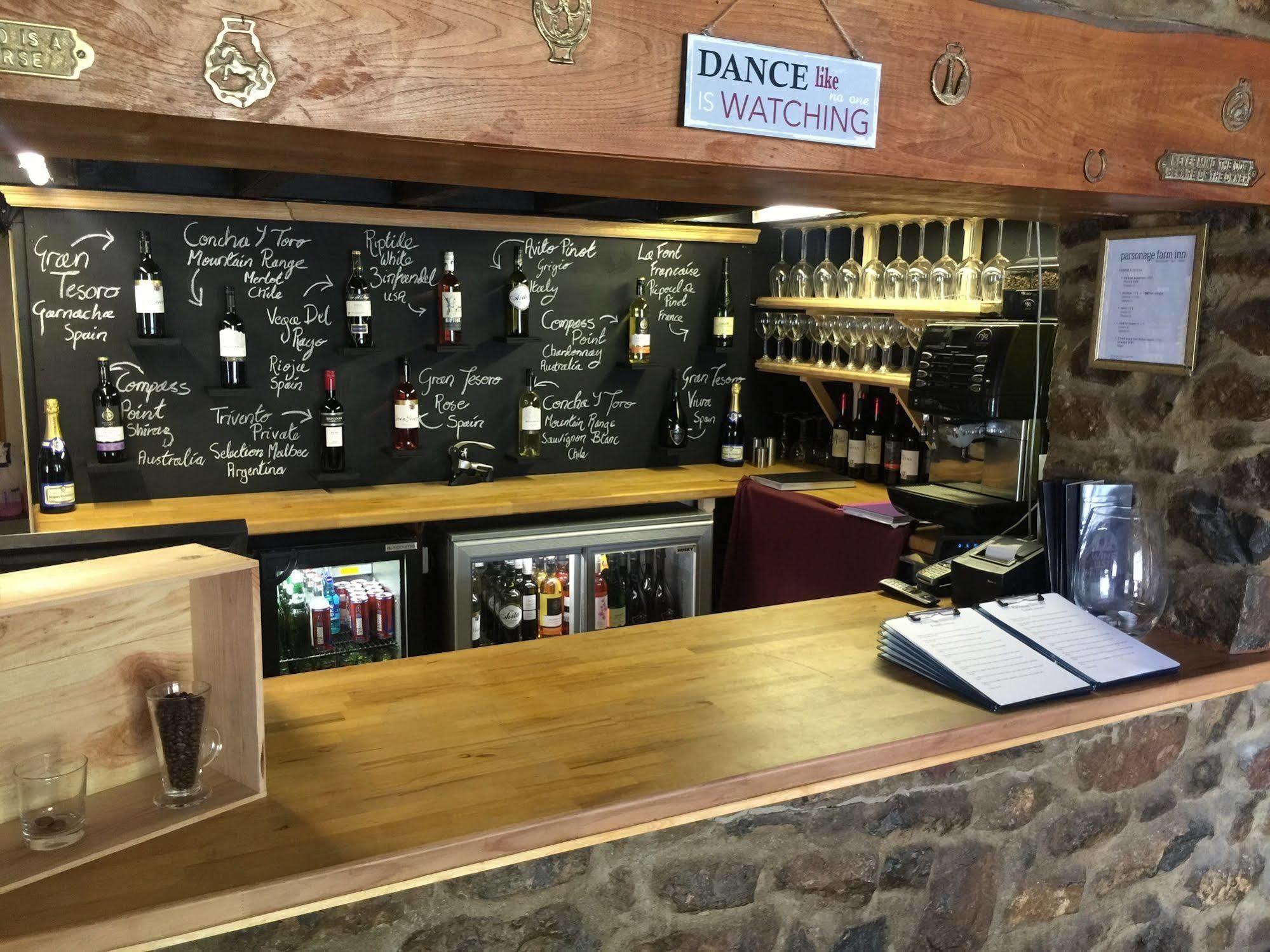Parsonage Farm Inn Saint Florence Kültér fotó