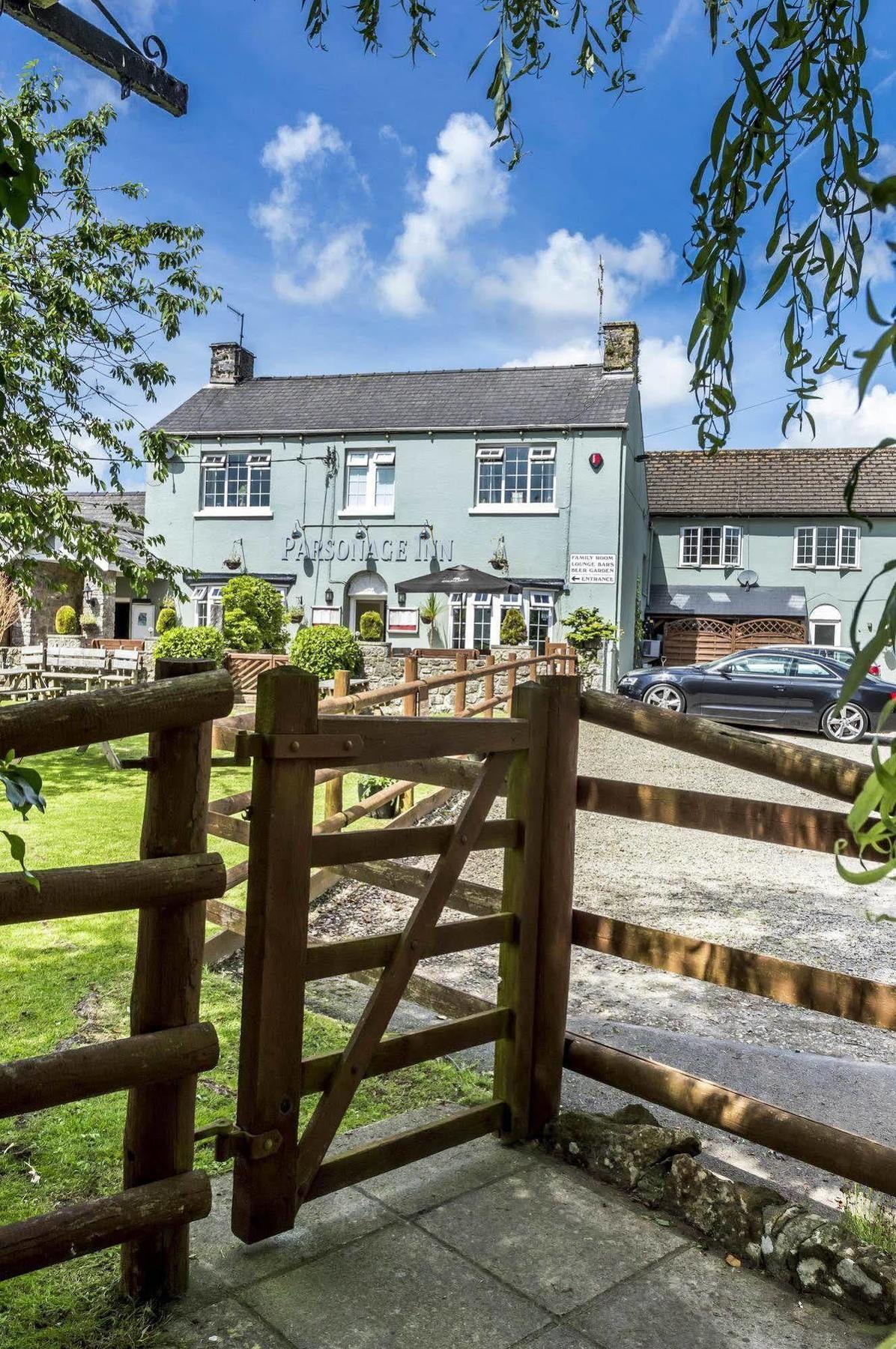 Parsonage Farm Inn Saint Florence Kültér fotó
